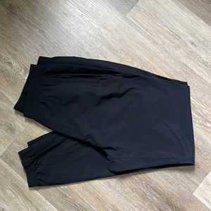 Mens black lululemon surge jogger